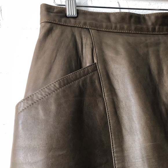 Vintage 80s mossy taupe leather midi pencil skirt - Picture 4 of 15